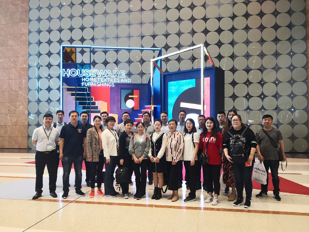 魯藝公司參加香港展會